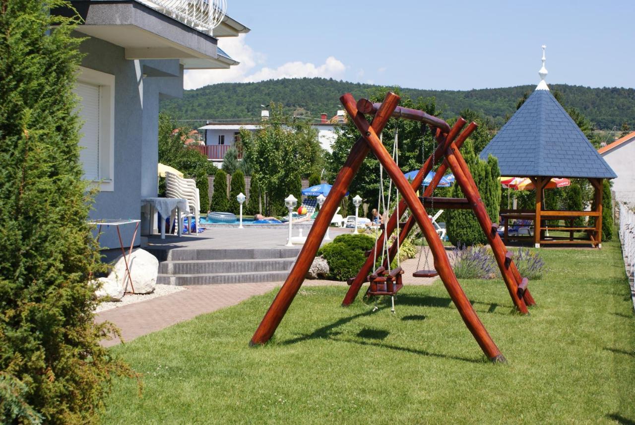 Kék Vendégház Family Resort Gyenesdiás Exterior foto